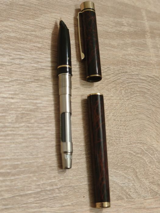 Stilou vintage Sheaffer Targa 1030 Thuya Lacquer Marble Brown 14K