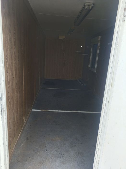 Închiriez container tip birou