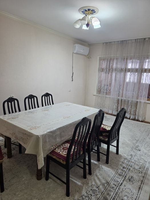 Продаётся 4 комнатная квартира на Юнус абаде, квартал 15