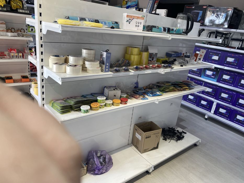 Продам витрину стеллаж полки