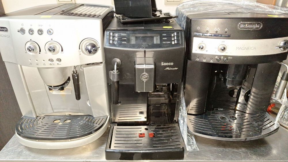 Кафеавтомат ,кафемашина с кафемелачка Saeco minuto