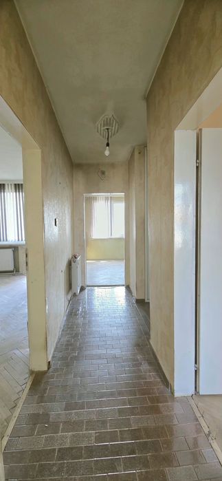Четиристаен тухлен апартамент с гараж в Горна Оряховица