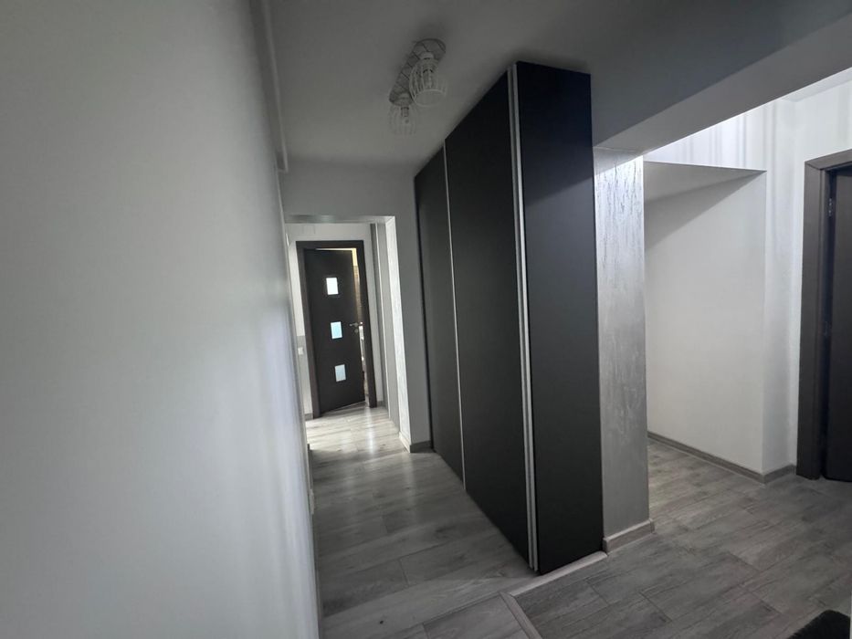 Inchiriere apartament modern 3 camere , in Targu -Jiu cartier Traian