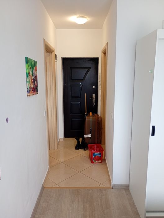 Închiriez garsonieră