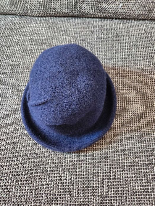 Palarie noua dama 100% lana cloche