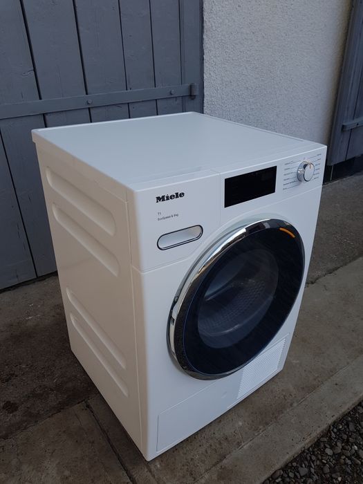 Miele uscator TWF 640 WP, 8 kg, cu pompa de caldura