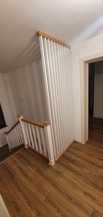 Riflaje și balustrade din lemn masiv
