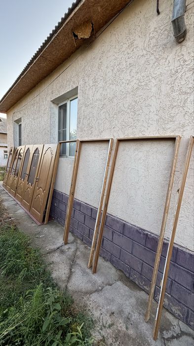 СРОЧНО продам двери
