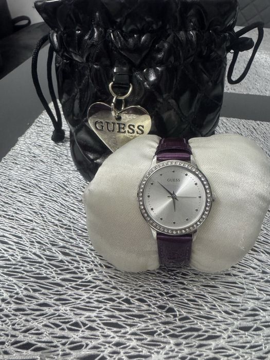 Ceas original finut si elegant