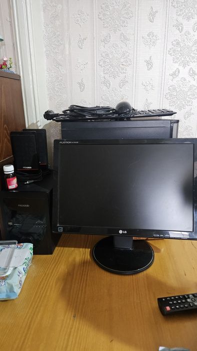 Продается компьютер настольный