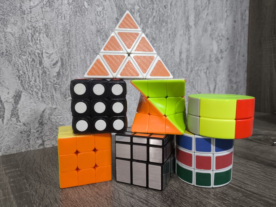 Кубики Рубика 7 штук