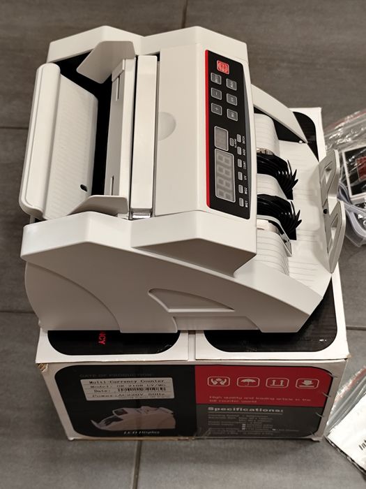 Машина / Броене / Банкноти