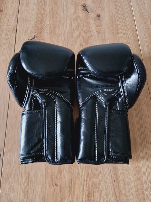 Manusi box Fairtex, piele, negru, marime 12 - pret negociabil