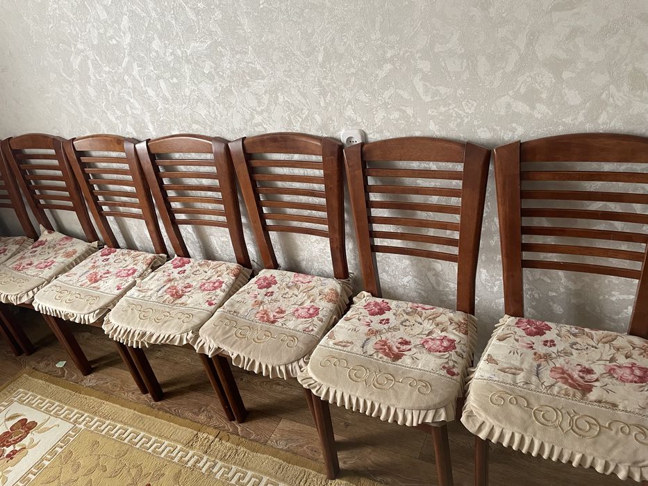 Стулья для гостиной