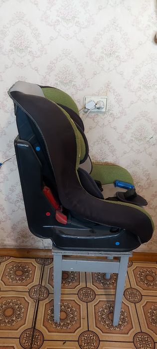 Продам автокресло. Б/у