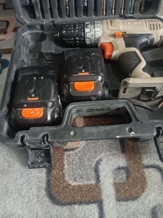 Шуруповёрт шуруповёрт