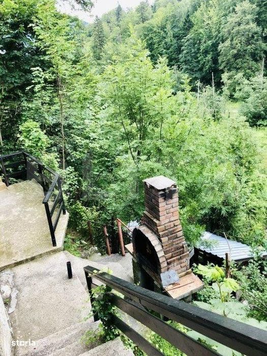 Resedinta cu destinatie de pensiune, 382mp utili si 1000mp teren, in S