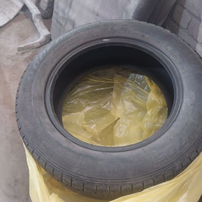 Резина зимняя липучка