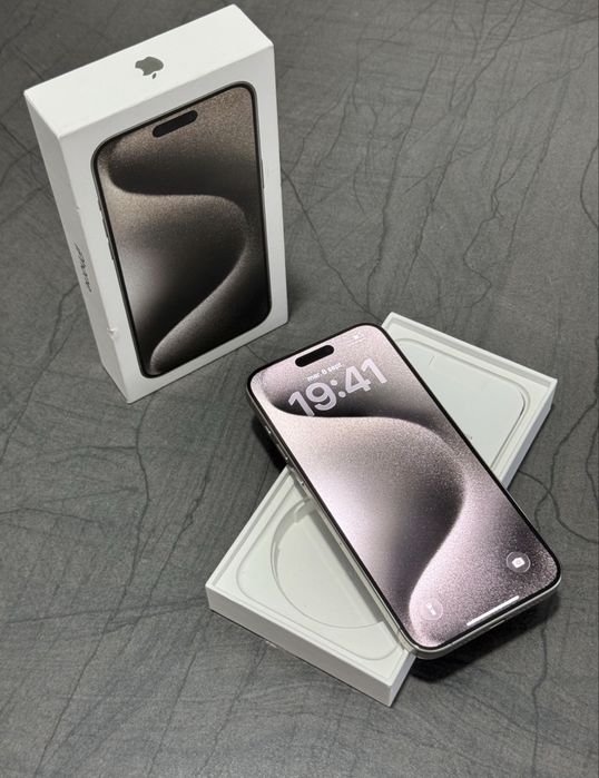 Iphone 15 Pro Max 256 Gb  impecabil vand schimb