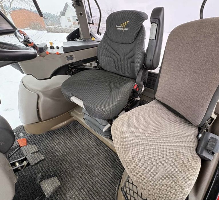 Трактор CASE- PUMA 230