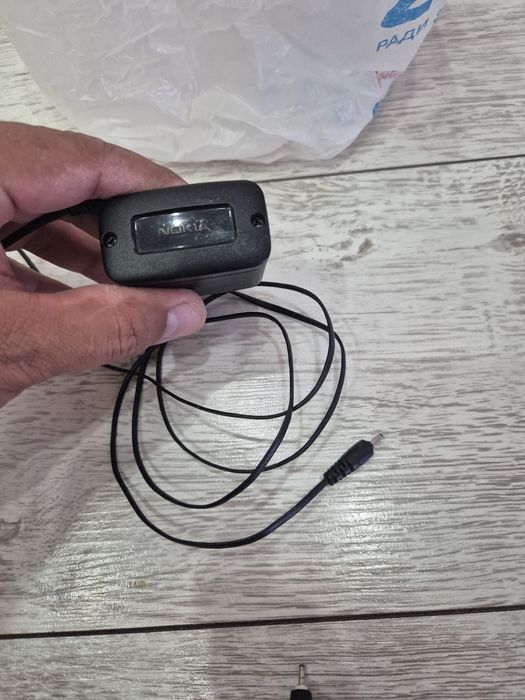 Продам зарядное устройства Нокиа (тонкий)