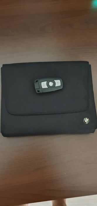 Оригинален ключ за BMW е90 е92 + книжки