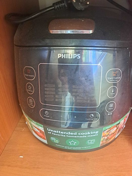 Мултикукър Philips HD4749/70