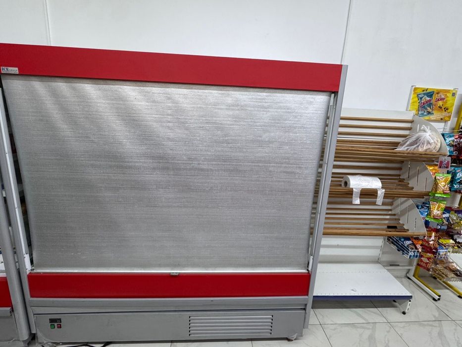 Витринный холодильник