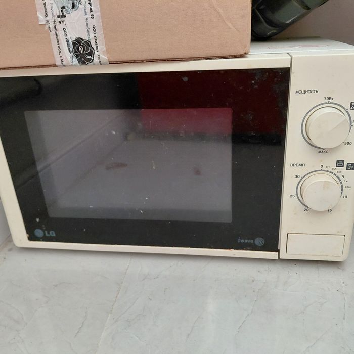 Продаю микроволновкк
