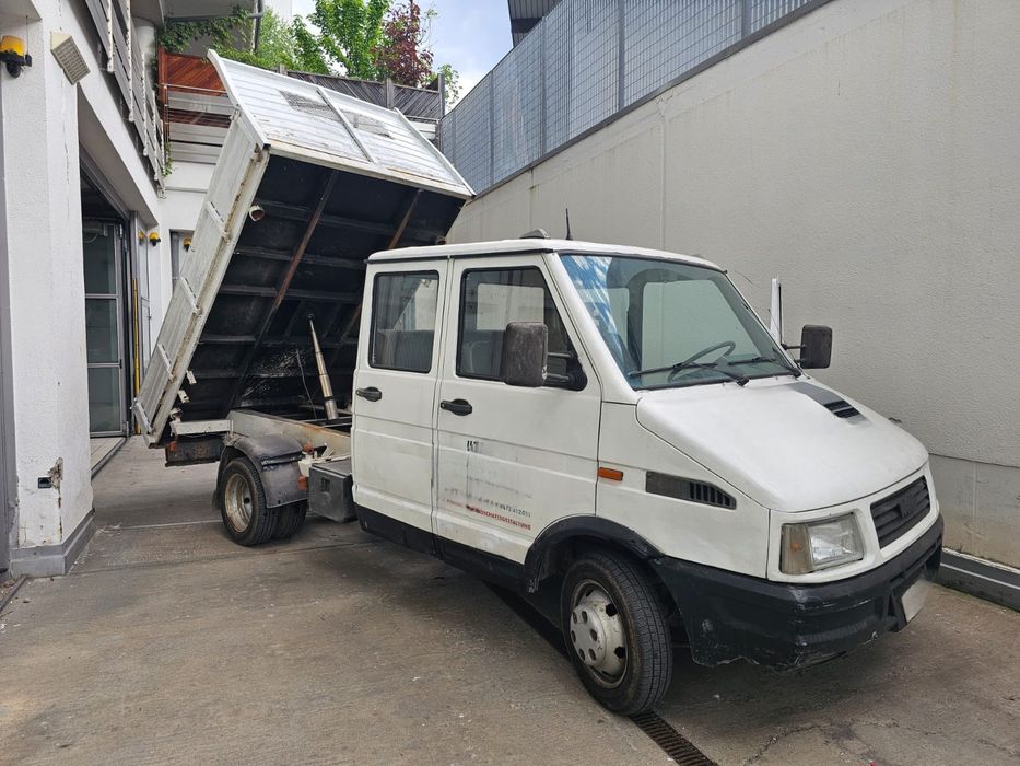 Iveco Daily 2.5  Turbo  Basculabil 3 parti