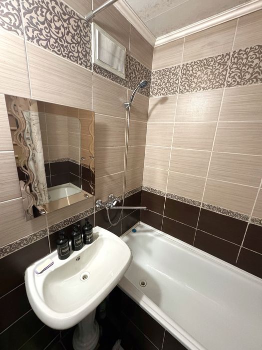 Назарбаева 99 (Шк.Милиции, ПГУ)