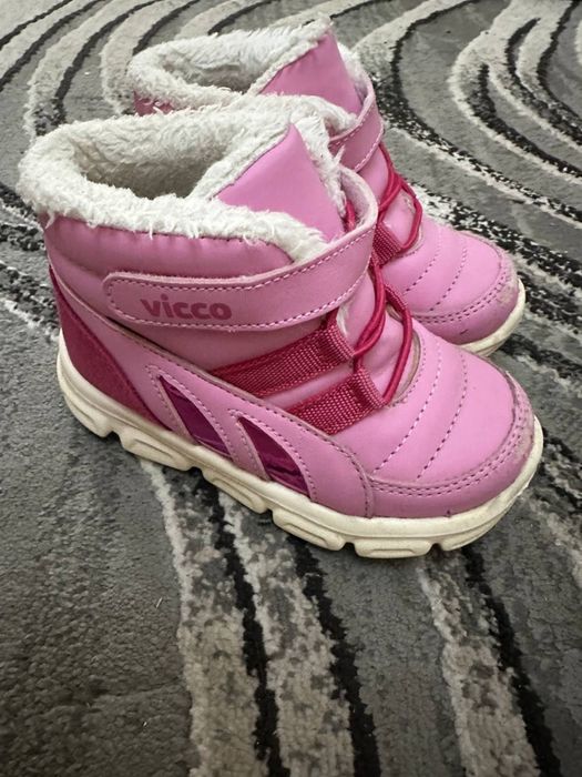 Продам фирменную обувь HM, VICCO, Waikiki.  Состояние отличное.