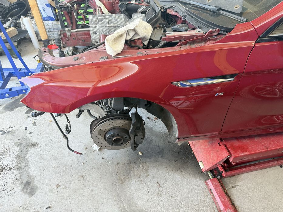 Преден ляв калник BMW 6 F06 F12 F13