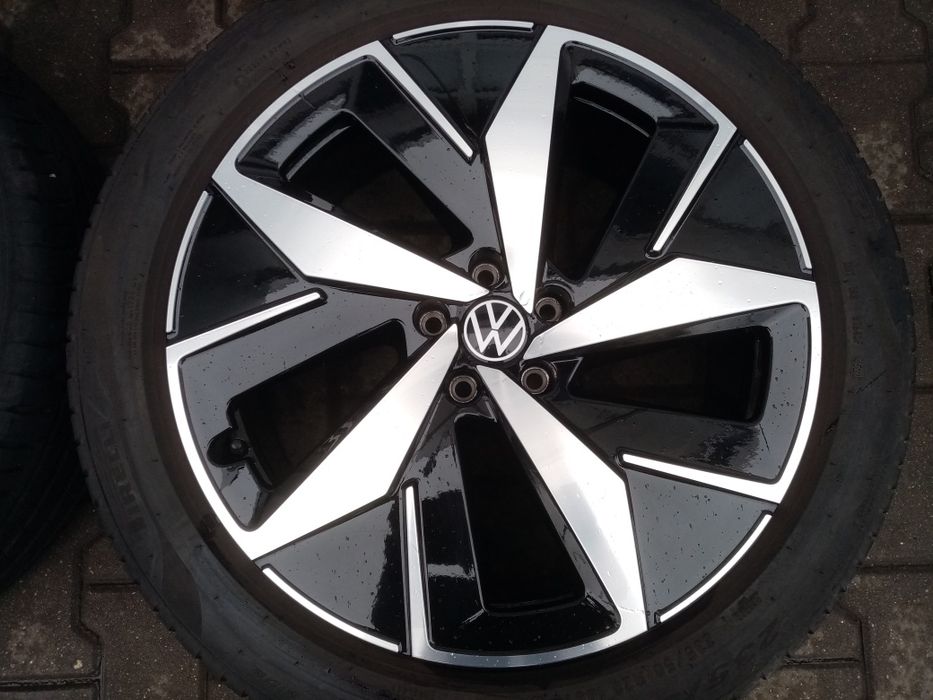 Jante originale VW ID4 20" cu anvelope de vara dot 2021