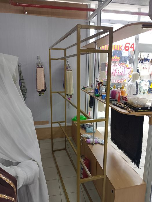 Стеллаж металлический.