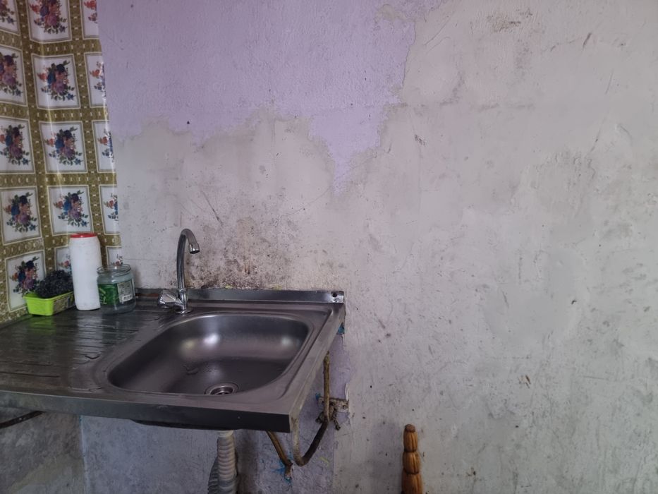 Închiriez Garsonieră