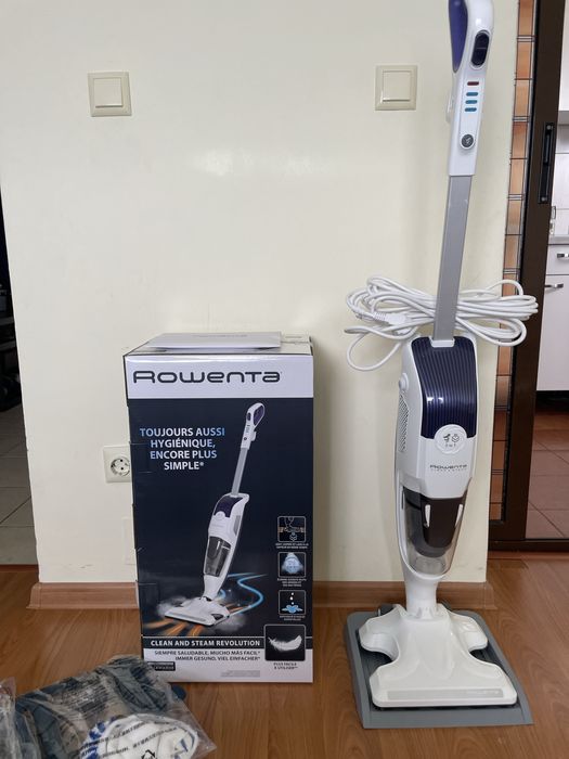 Aspirator NOU cu abur ROWENTA Clean & Steam Revolution