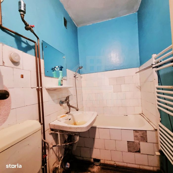 3 Camere- Etaj 1- Centrala Proprie- Florilor/Vlahuta