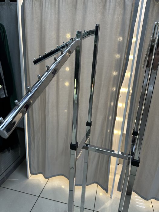 Стойка под одежду