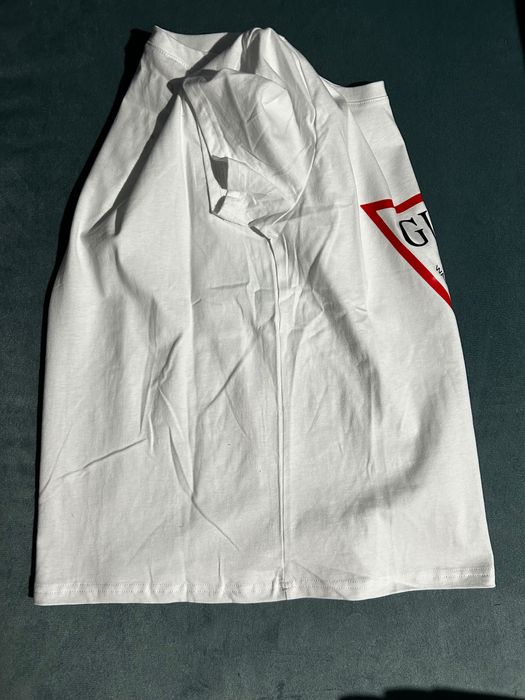 Дамска тениска на GUESS - (М)