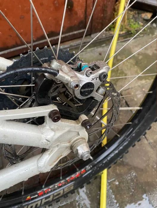 Bicicleta Full Suspension Iron Horse