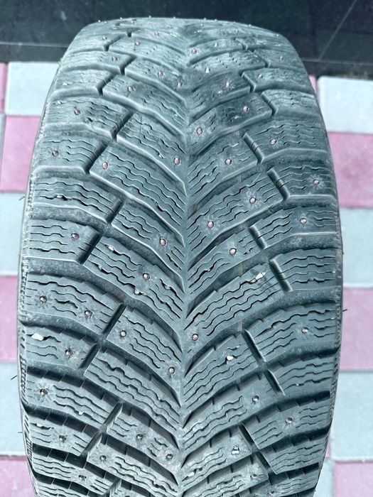 Продам шины - MICHELIN X-Ice North 4 235/45 R18 98T с шипами