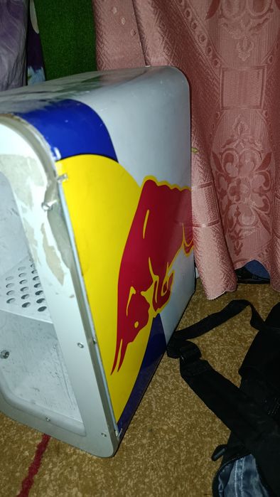 Продам холодильник