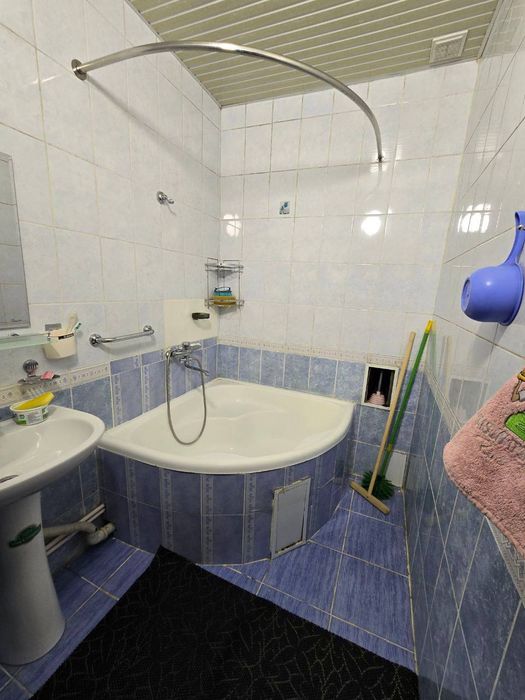 Себзор 3/2/9 NBU Bank  Метро Гофур гуломга Узок мудатга Берилади