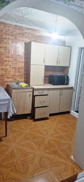 Închiriez casa in Alesd