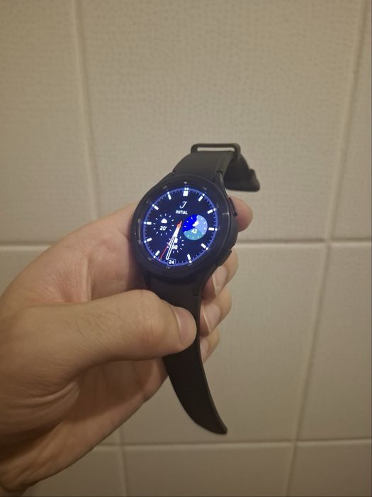 Samsung Galaxy Watch4 Classic (46мм)