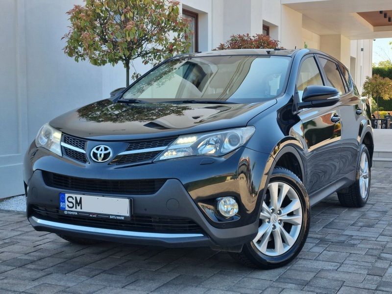 Toyota RAV4 4WD Automat Executive / Camera / Piele / Trapa / Navigatie