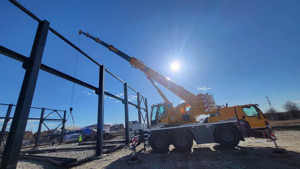 Inchiriez Macara LIEBHERR 60t 48m - Pitesti - Arges