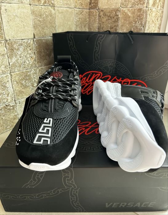 Versace chain reaction premium black