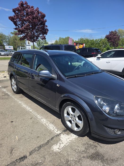 De vanzare Opel astra H